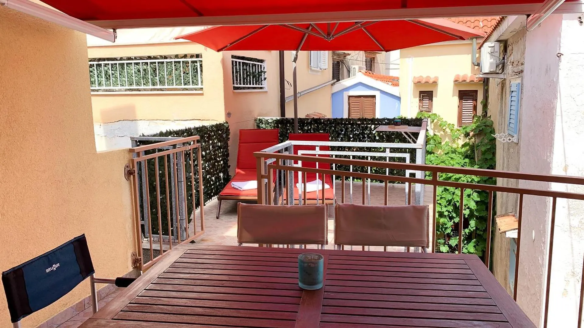 Apartments Padre Holiday House 巴斯卡 0*,  克罗地亚